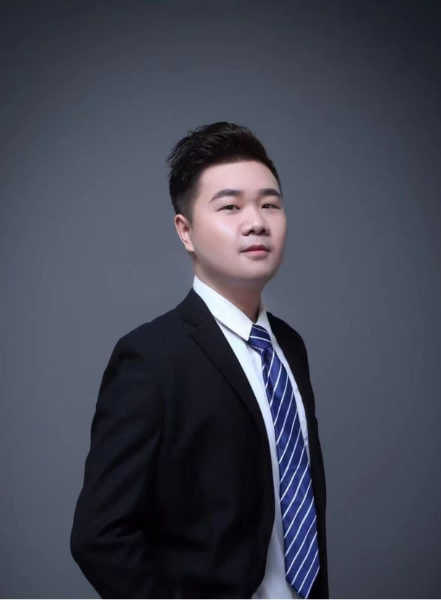 都市壹家装优秀设计师——胡志鹏